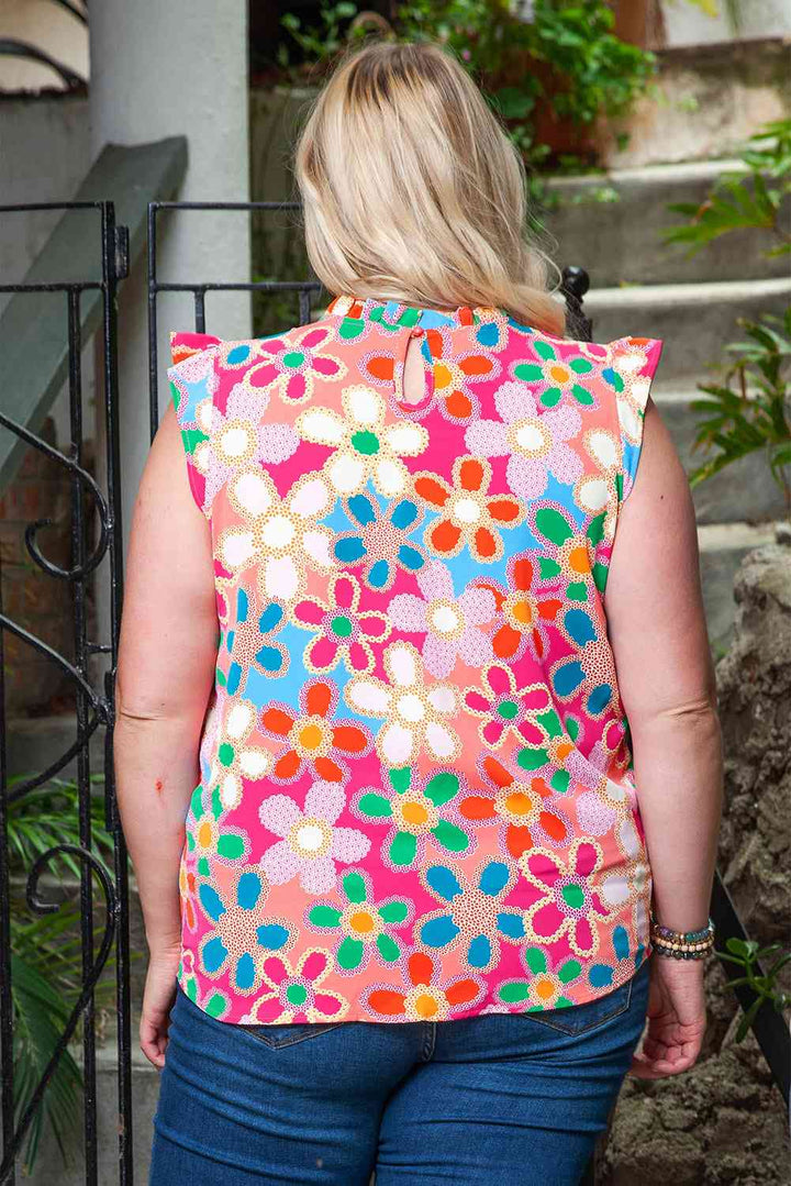 Stilla | Størrelse Floral Ruffle Shoulder Tank