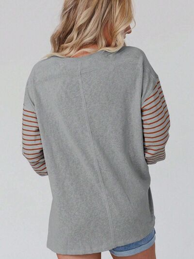 Stilla | Nakke Stribet Langærmet Slids T-shirt