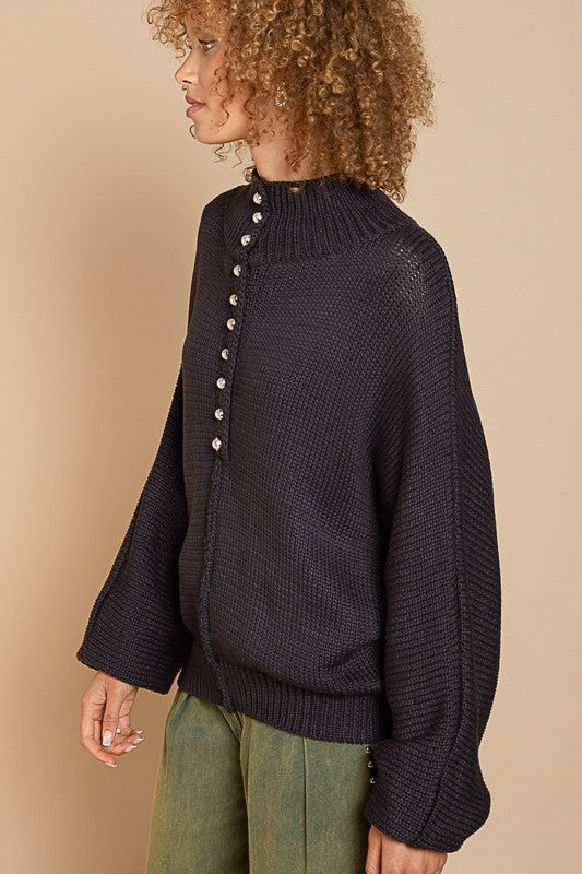 Stilla | Knapstrikket Sweater