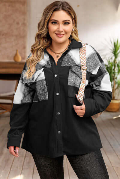 Stilla | Plus Size Karos Shacket Jakke til Damer