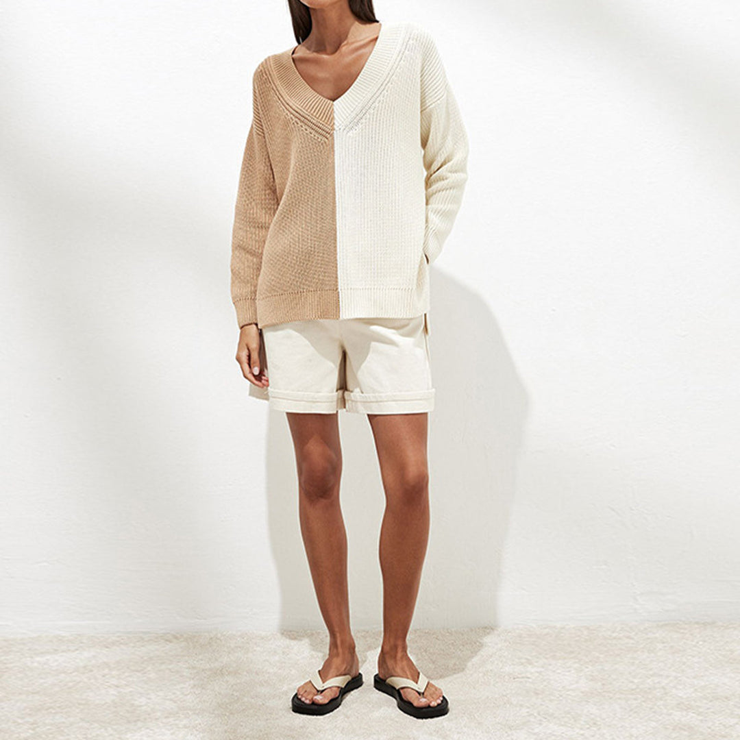 Stilla | V-hals drop shoulder split sweater