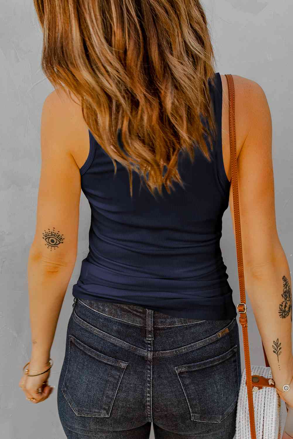Stilla | Nakke Ribbet Tanktop