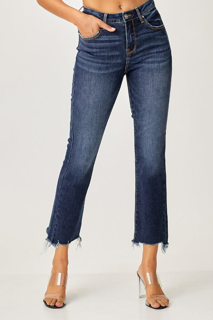 Stilla | Fuld Størrelse Frayed Hem Beskåret Lige Jeans