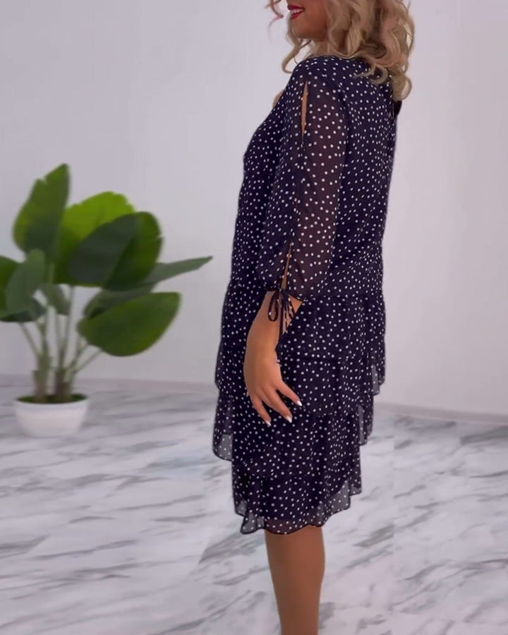 Stilla | Elegant Polkaprikket Kjole
