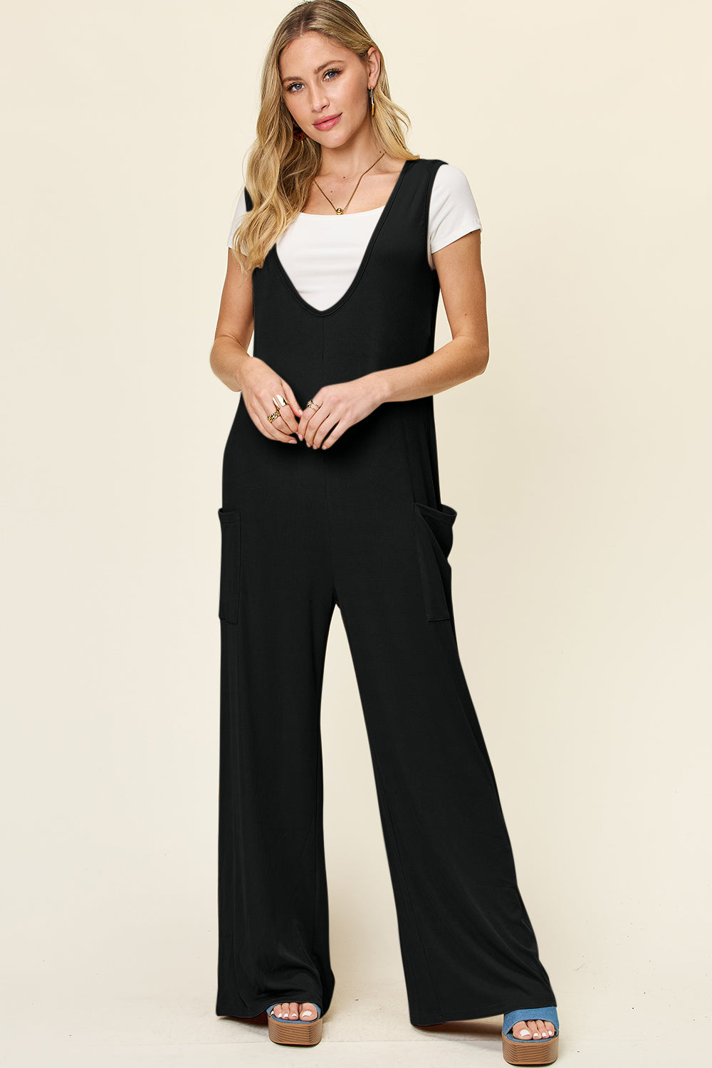 Stilla | Tag Full Size Ærmeløs Bred Ben Jumpsuit Med Lommer