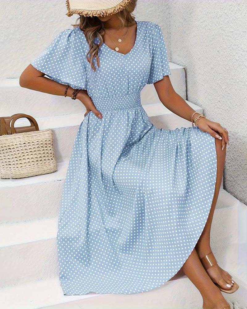 Stilla | Elegant Taljekjole med Prikket Print og Sommerfugleærmer