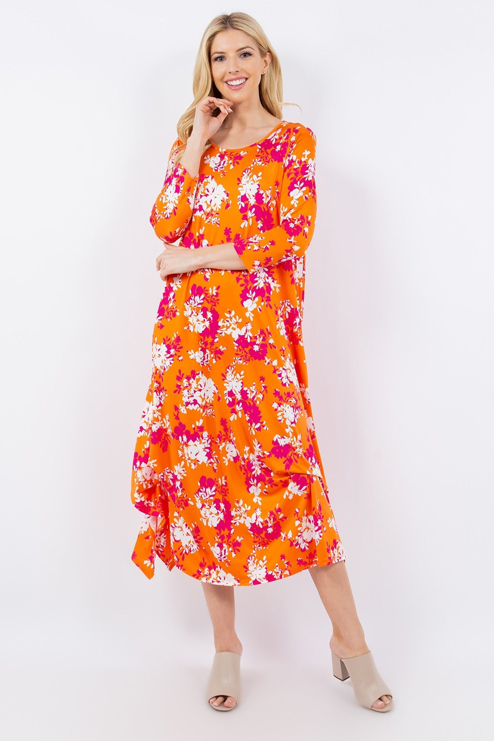 Stilla | Full Size Pick-up Hem Asymmetrisk Blomster Midi Kjole