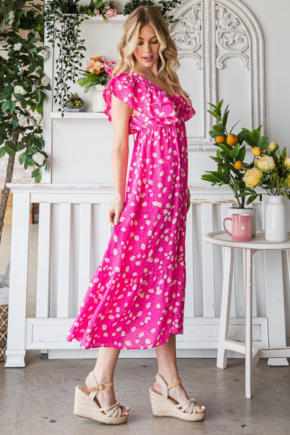 Stilla | J Printed V-hals Flæse Trim Lagdelt Midi Kjole