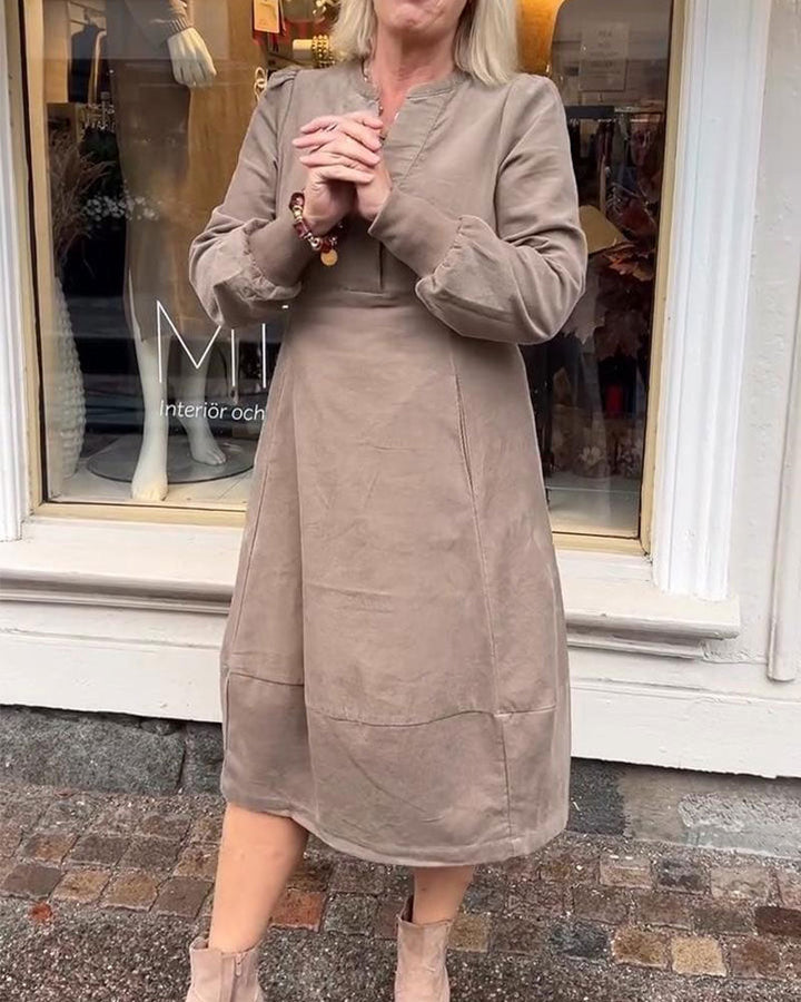 Stilla | Retro kjole med lange ærmer