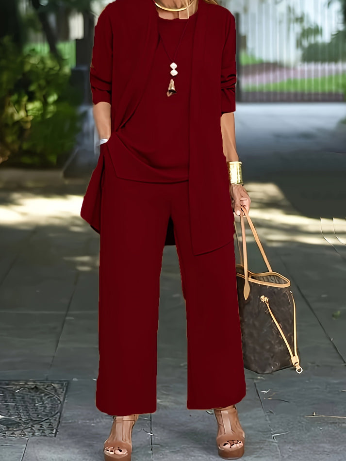 Stilla | Elegant Tre-Delt Ensemble