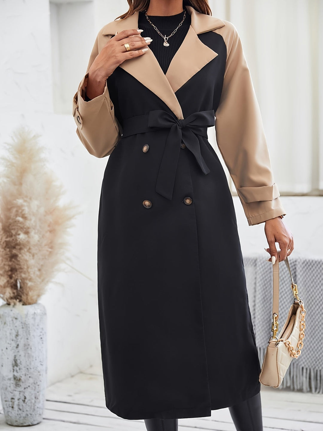 Stilla | Farveblok-trenchcoat med knapdetaljer og maskinvaskbart design til damer Perfekt til hverdagen