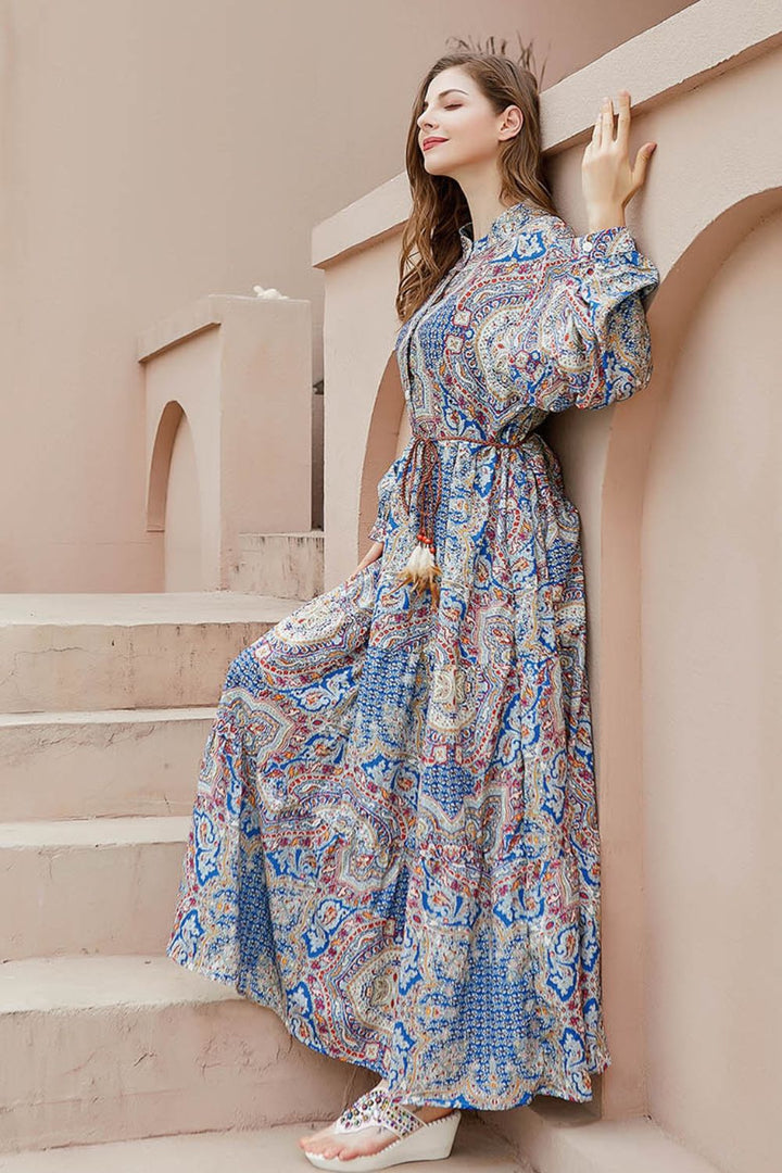 Stilla | Størrelse Printet Mock Neck Knappet Maxi Kjole