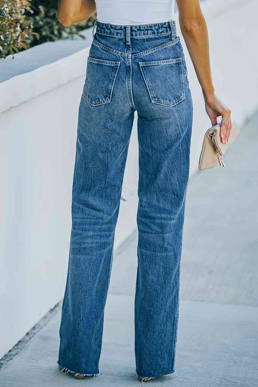 Stilla | Rise Distressed Raw Hem Jeans