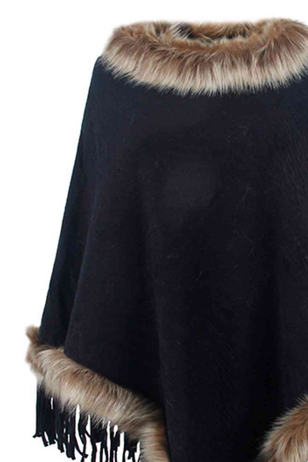 Stilla | Pelskantet Frynset Poncho