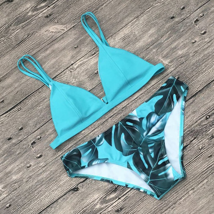 Dame triangel-bikini med trendy bladmønster Skovae