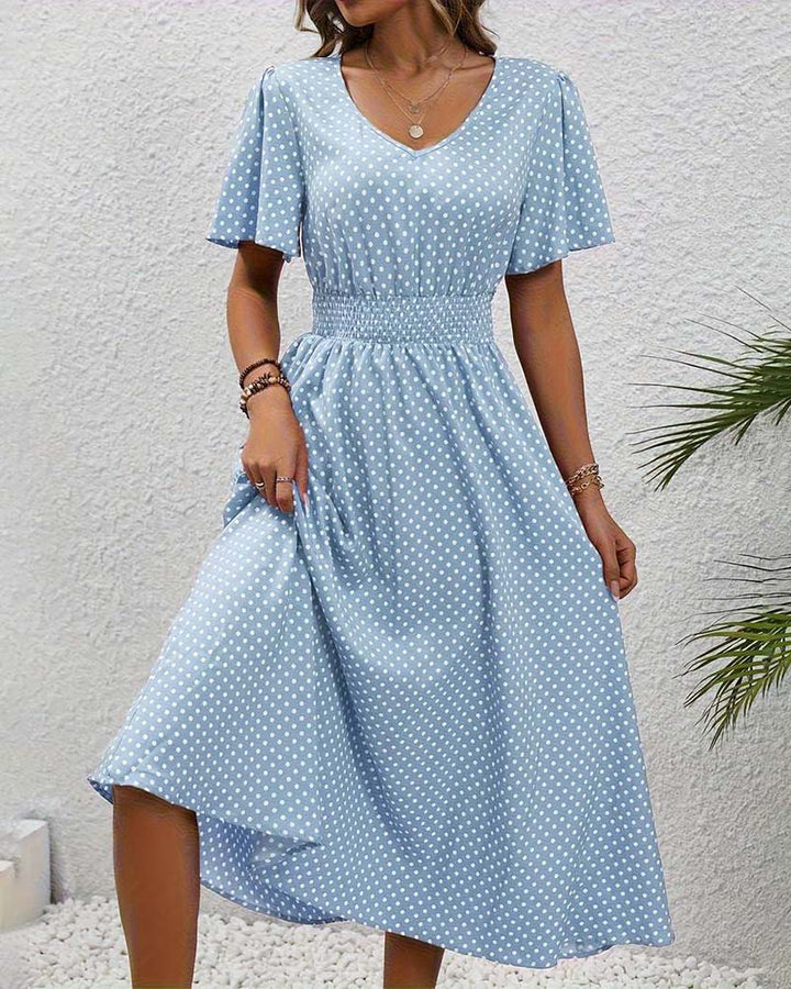 Stilla | Elegant Taljekjole med Prikket Print og Sommerfugleærmer