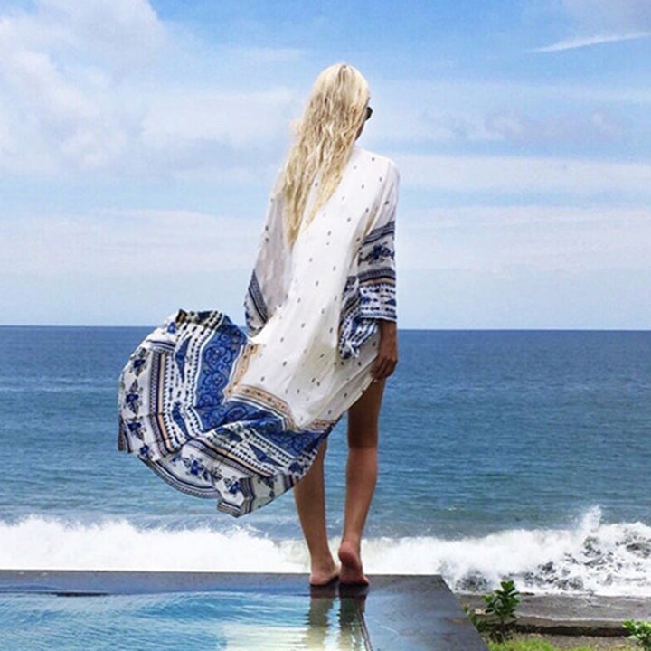 Dame elegant strandkimono med florale accenter og løs pasform Stilla
