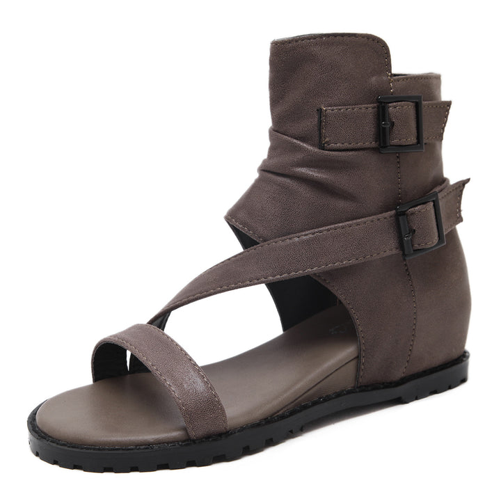 Dame Biker-Sandaler med raffineret foldedesign og moderigtige stropper Stilla