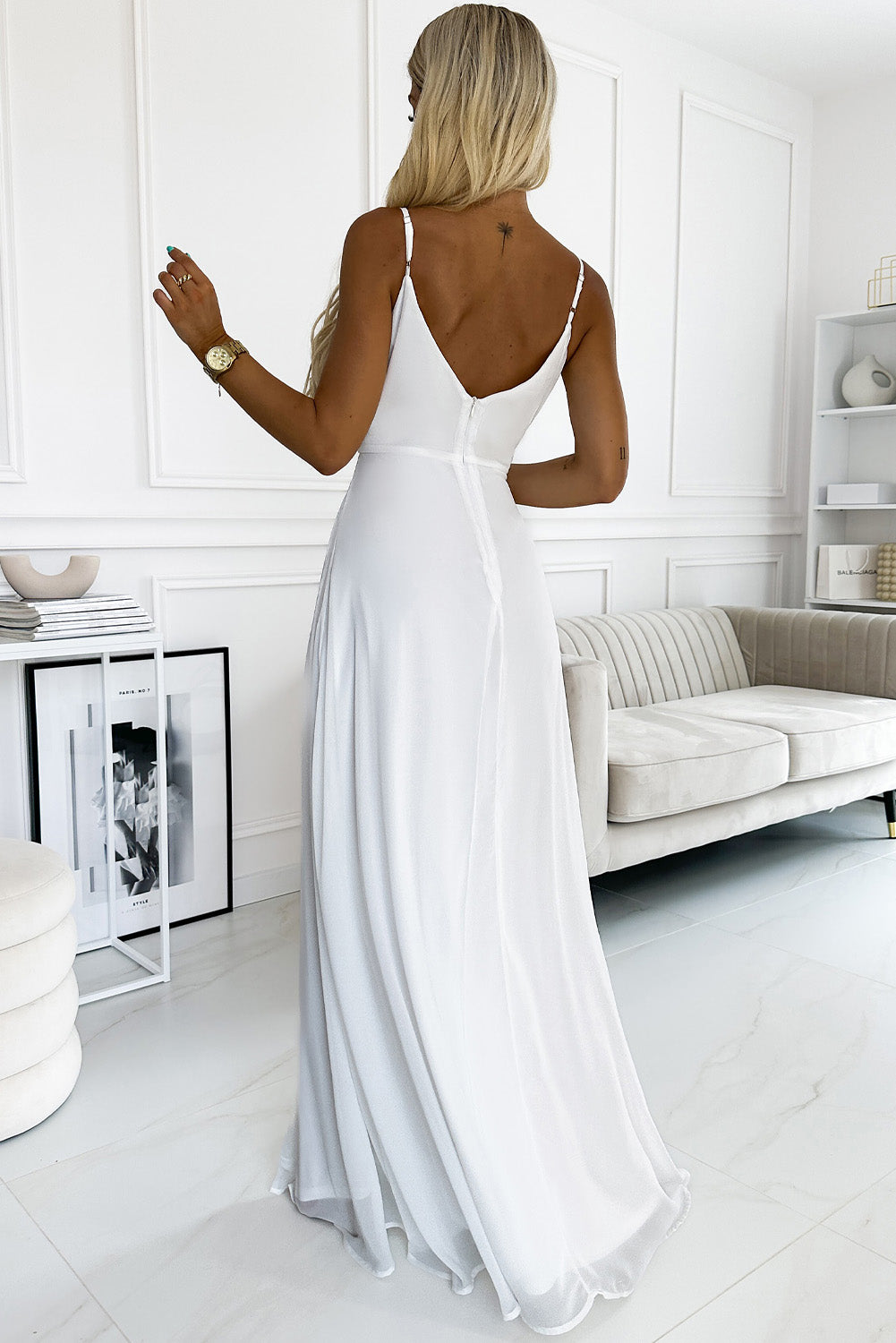 Stilla | Strop Sweetheart Neck Split Dress