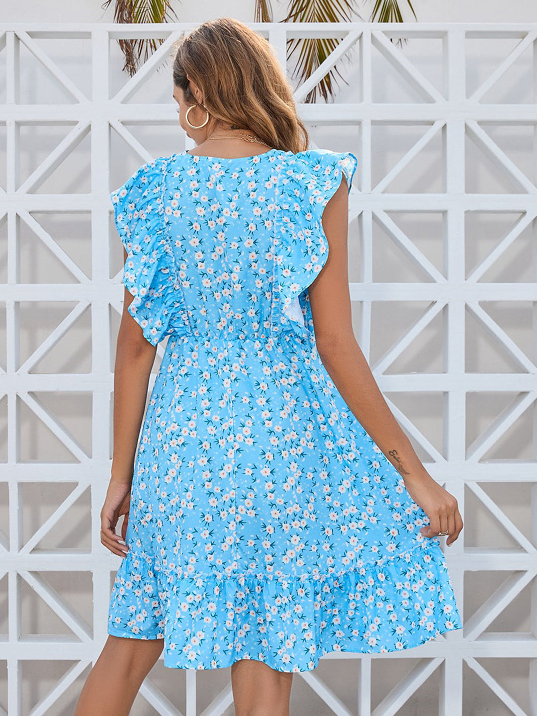 Stilla | Ditsy Floral Surplice Mini Kjole