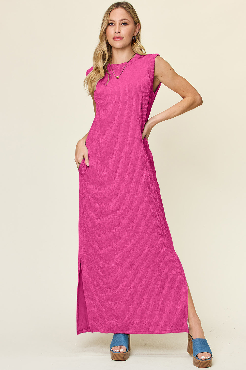 Stilla | Tag Full Size Texture Mock Neck Uden Ærmer Maxi Kjole