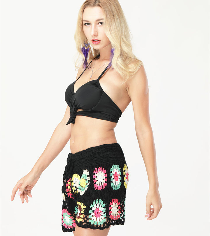 Dame Hæklet Strandshorts med farverigt blomsterprint Skovae