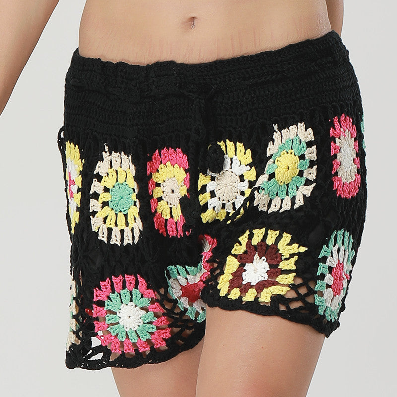 Dame Hæklet Strandshorts med farverigt blomsterprint Skovae