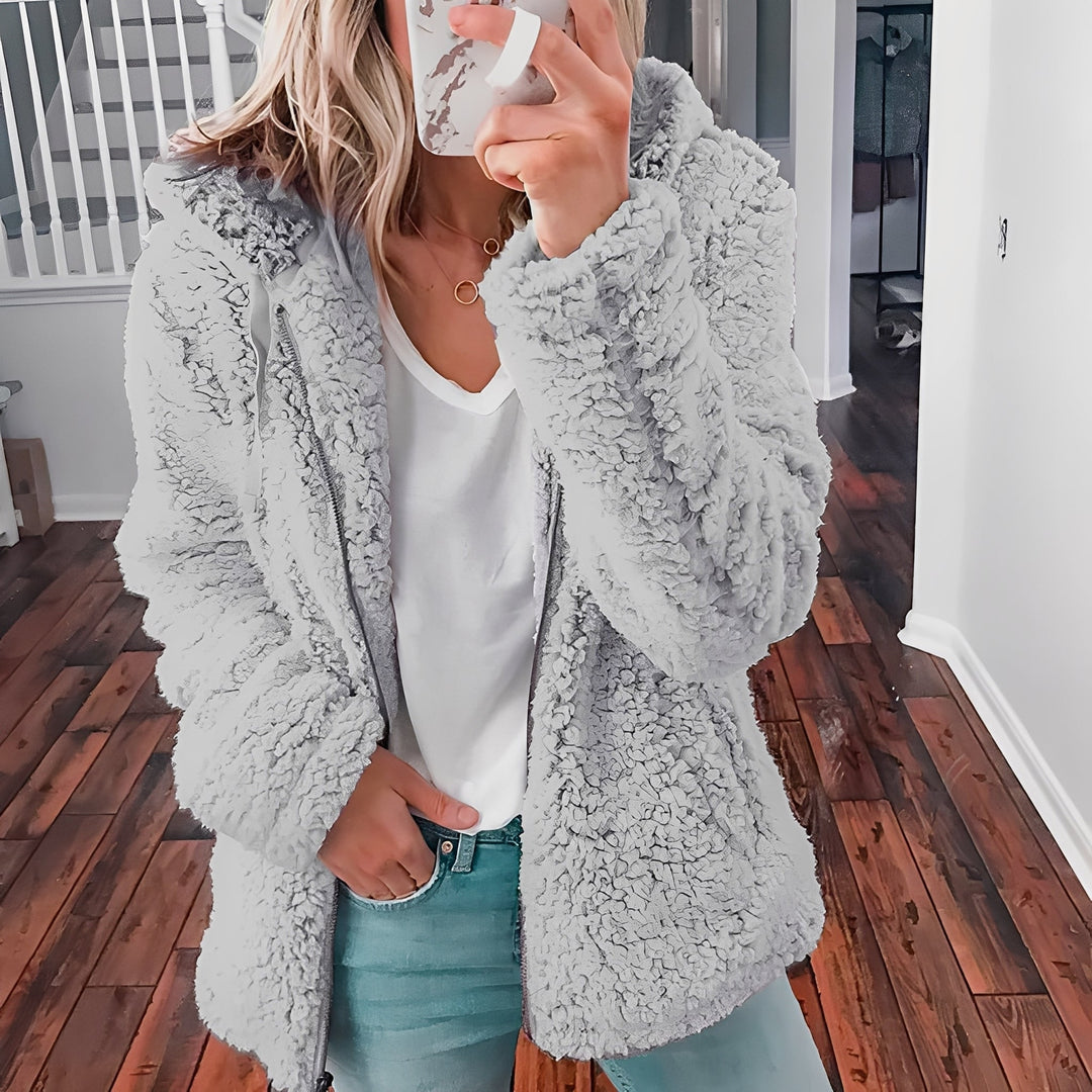 Stilla | Dame Hoodie Uldjakke til Varme