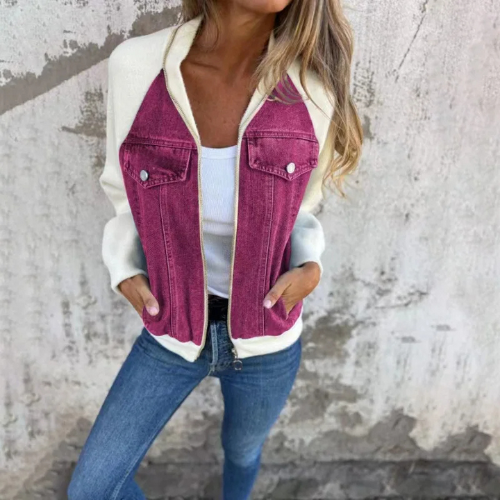 Stilla | Bomber Denim Look Med Lomme Detaljer og Behagelig Pasform