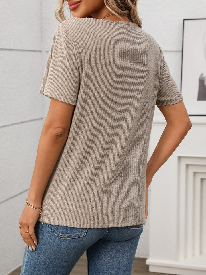 Skovae | Ribbet V-hals Kortærmet T-shirt