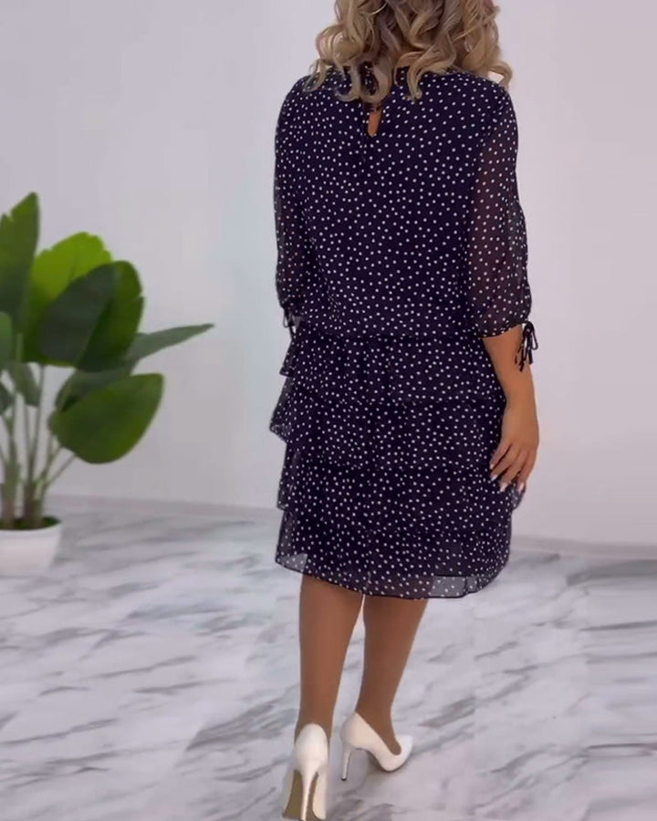 Stilla | Elegant Polkaprikket Kjole