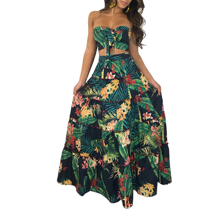 Dame Langt Blomsterkjole med raffineret snit og Cut-Out-top Stilla
