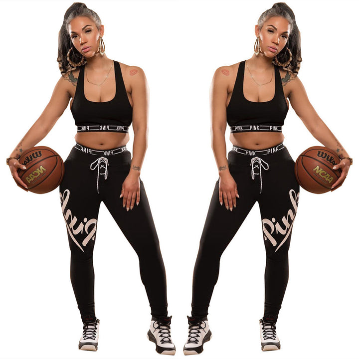 Dame Sporty Sæt bestående af Crop-Top og Joggingbukser med kontrasttekst Stilla