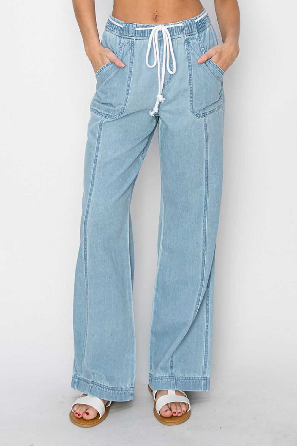 Stilla | High Rise Straight Jeans