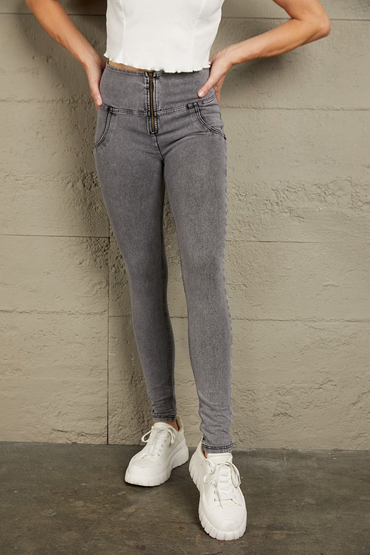 Stilla | Lynlås Lukning Skinny Jeans med Lommer