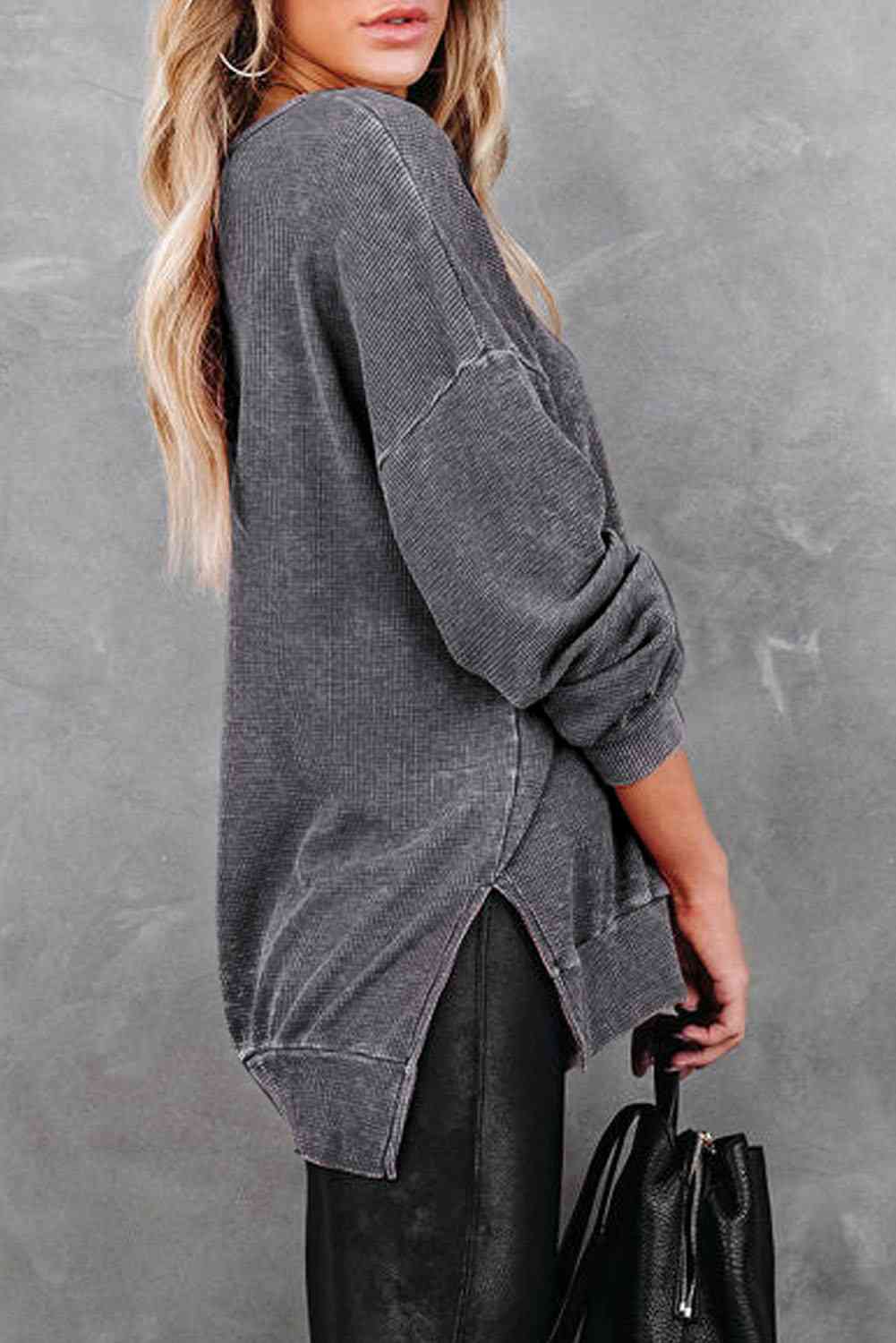 Stilla | Strik Side Slit Drop Shoulder Sweatshirt