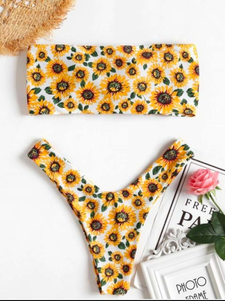 Dame hårbånd i legende blomsterdesign med knude-detalje Stilla
