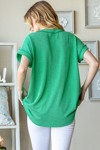 Stilla | Full Size Front Pocket Kortærmet Ribbet Top