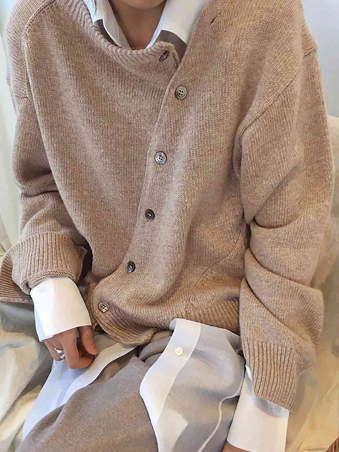 Stilla | Skulderknap Cardigan