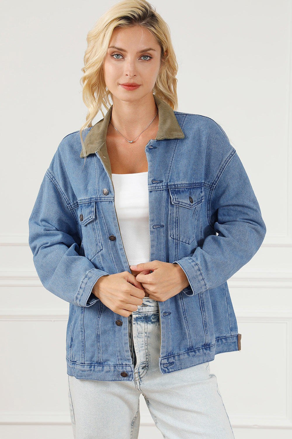 Stilla | Hals Knap Front Denim Jakke