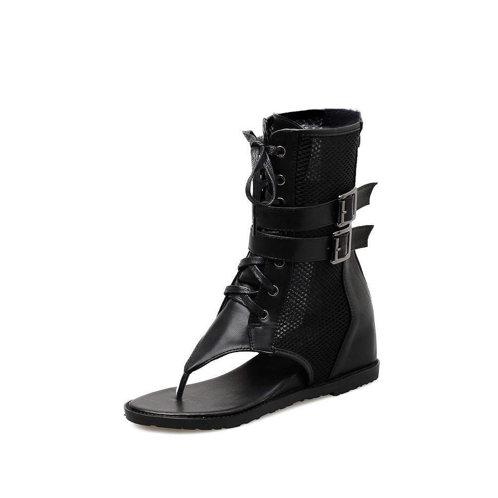 Dame sandaler med fashionable spændelementer og transparent mesh Stilla