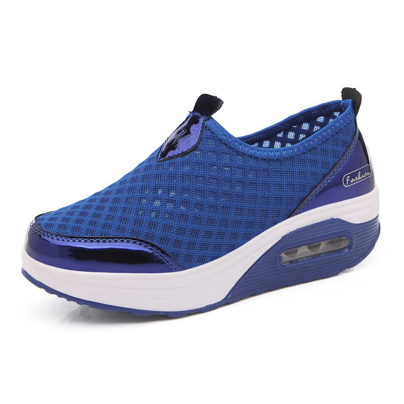 Dame nan komfortabel Slip-on kile sneakers med luftfjedret plateau og åndbart bikage mesh sko