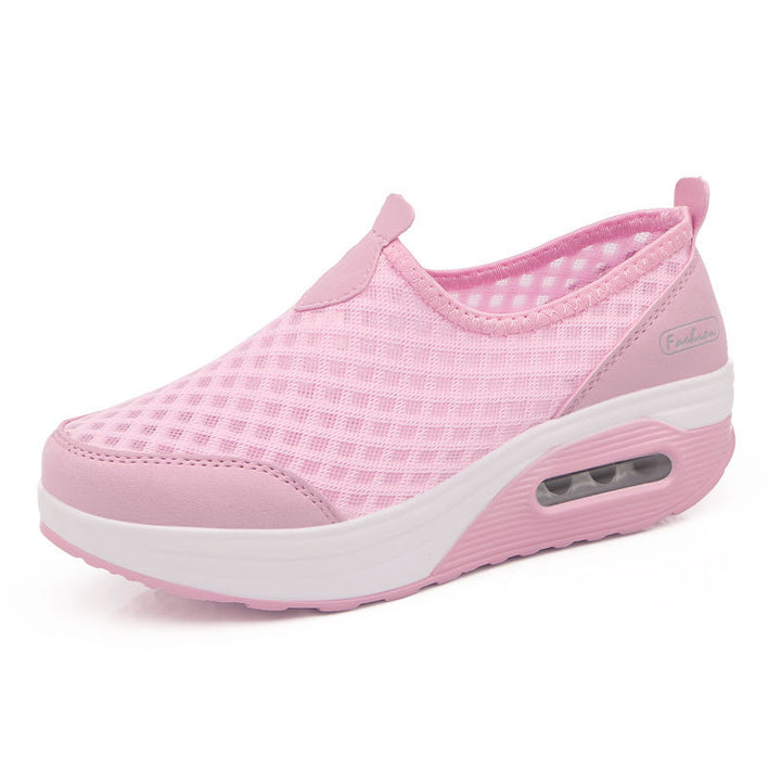 Dame nan komfortabel Slip-on kile sneakers med luftfjedret plateau og åndbart bikage mesh sko