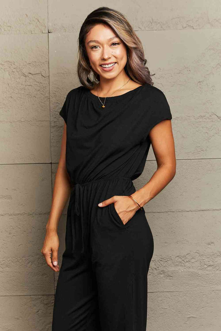 Stilla | Hals Kort Ærme Playsuit Med Lommer