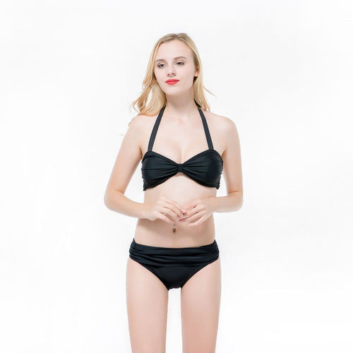 Dame Triangel-Bikini med praktisk halterneck og surrende bånd Stilla