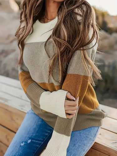 Stilla | Rundhals Pullover Dame I Multifarvet Strikmateriale
