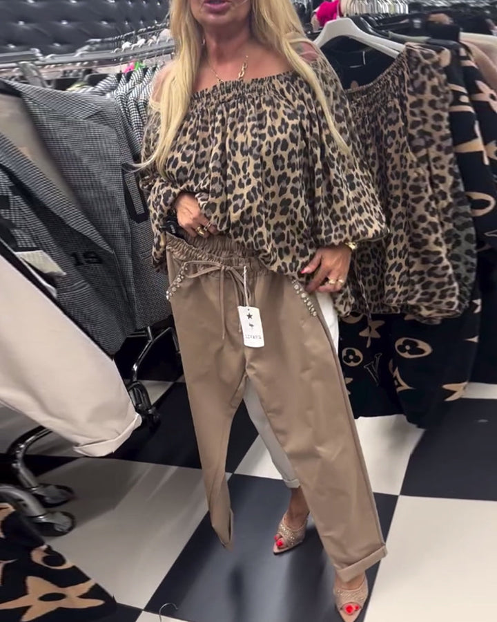 Stilla | Én skulder bluse med leopardmønster