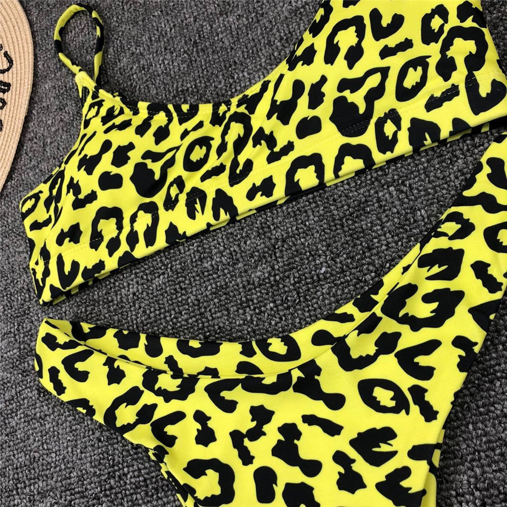 Dame bikini med spændende leopardmønster og højt skåret trusse Stilla