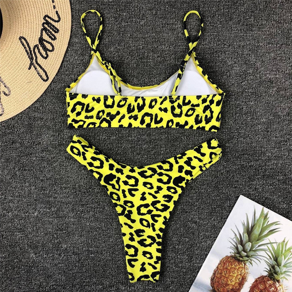 Dame bikini med spændende leopardmønster og højt skåret trusse Stilla