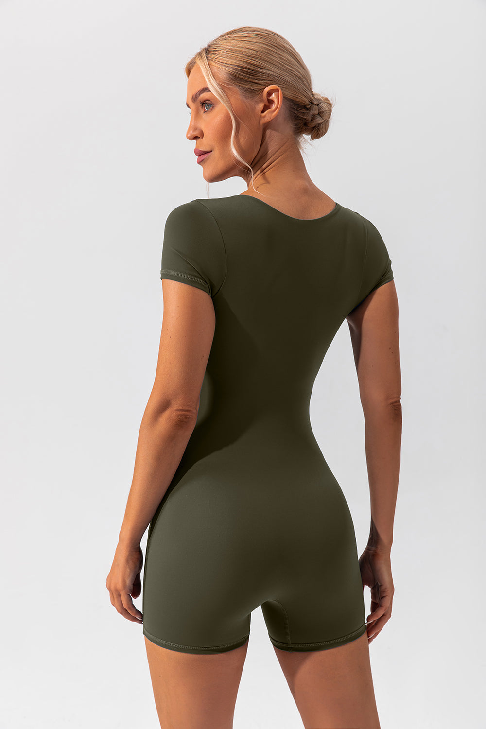 Stilla | Neck Cap Sleeve Active Romper